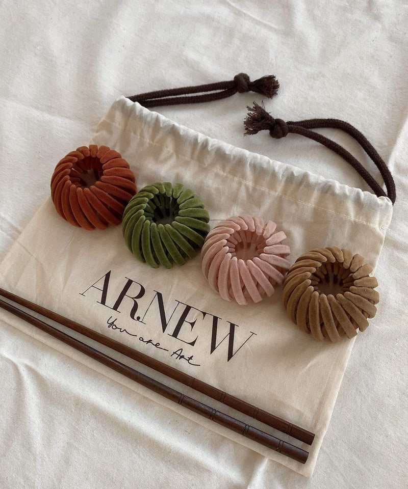 arnew Velvet Pony Dumpling Hairpin